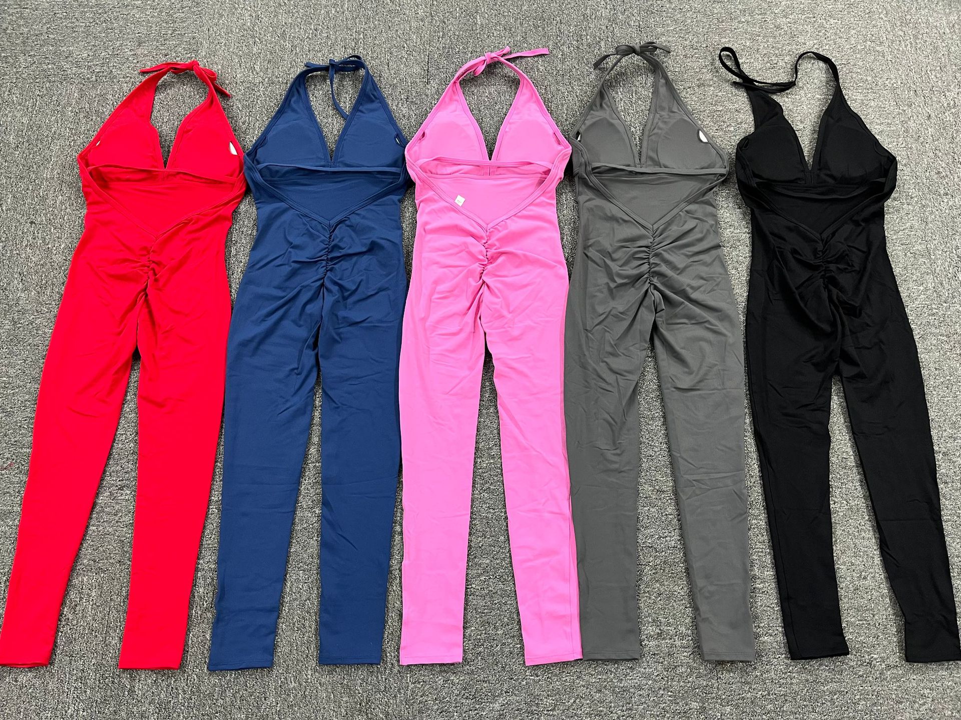 mga jumpsuit